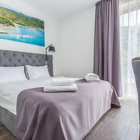 Hotell Port 21 Pura Pool & Design - Adults Only