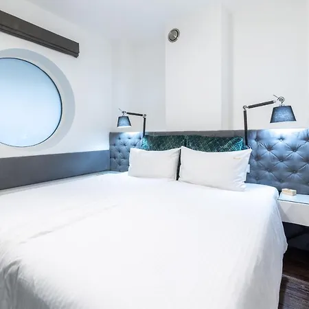 Port 21 Pura Pool & Design - Adults Only Hotel 3*