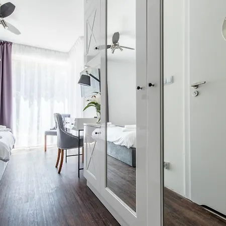 Port 21 Pura Pool & Design - Adults Only Hotell 3*