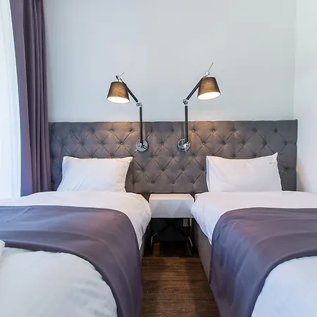 Port 21 Pura Pool & Design - Adults Only Hotel