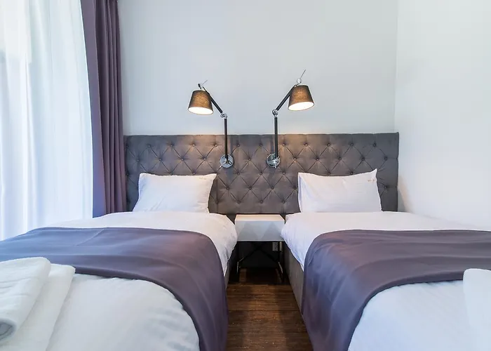 Port 21 Pura Pool & Design - Adults Only Hotel